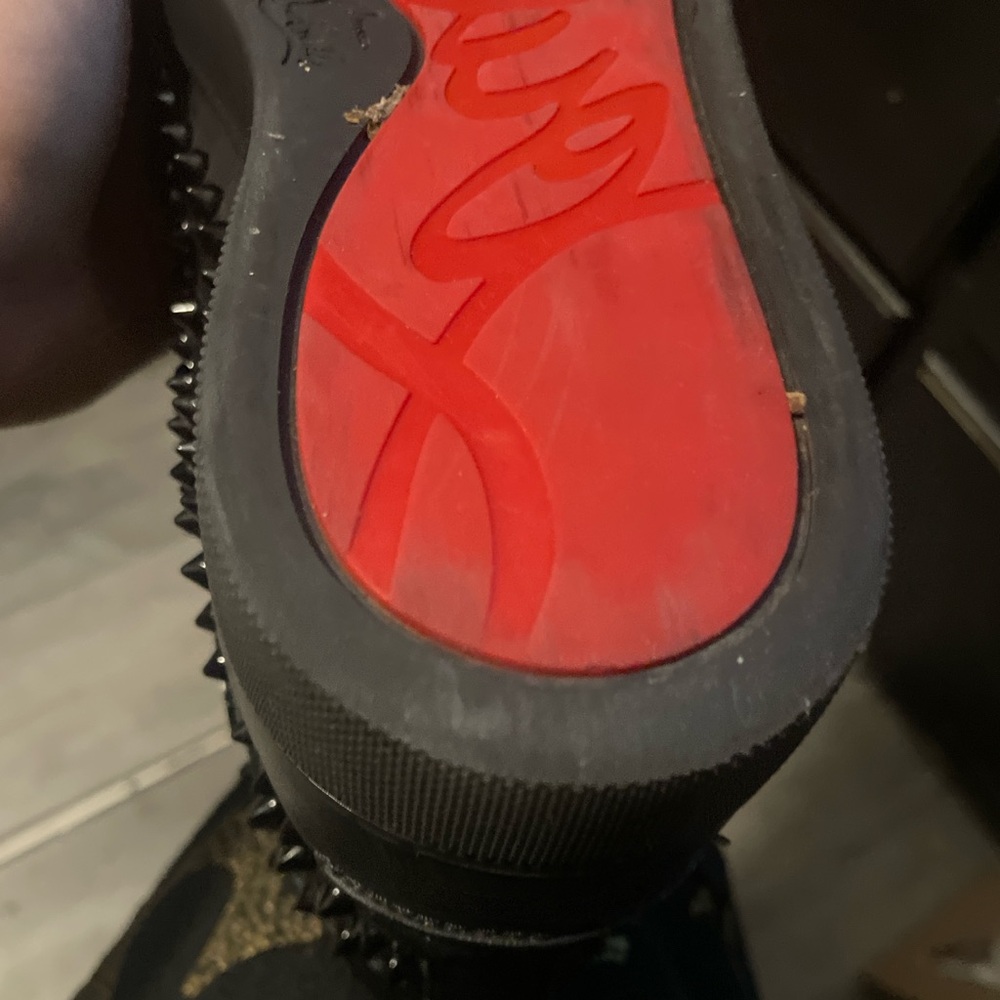 Red bottoms - Picture 2 of 16